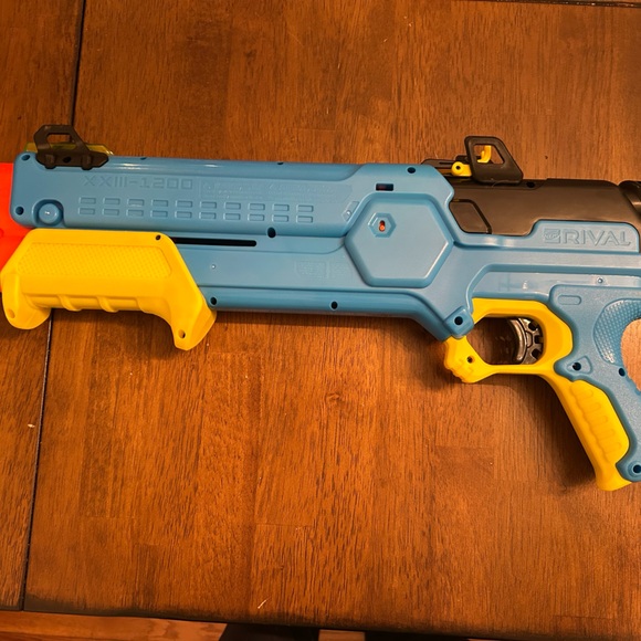 Rival nerf Blue and Yellow Toy Blaster - Picture 2 of 2